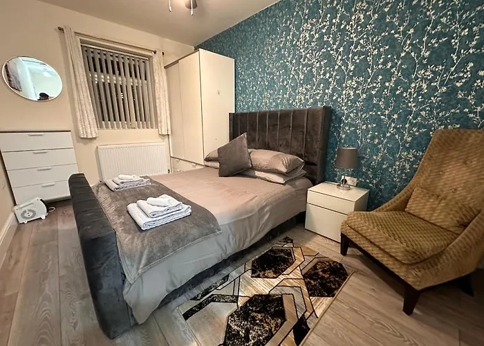 5 Bed 5 Bath / Brick Lane Central London E1